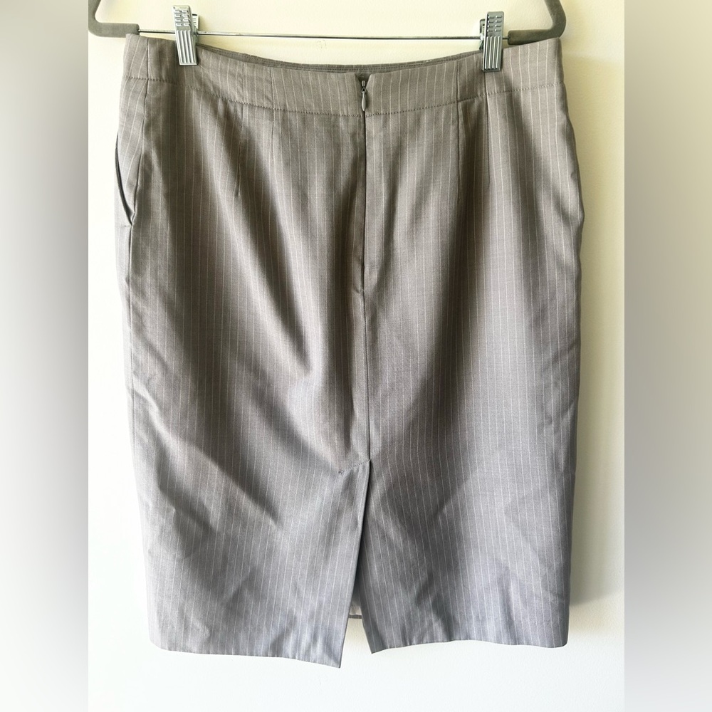 Banana Republic Gray Pinstripe Pencil Skirt - Picture 10 of 13